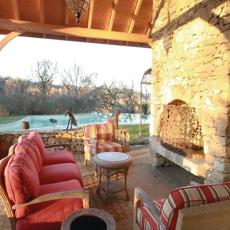Three-bedroom Holiday In Siorac-en-perigord *