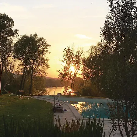 Three-bedroom Holiday In Siorac-en-perigord